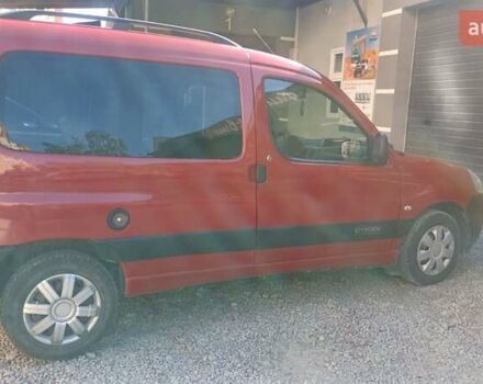 Красный Ситроен Берлинго, объемом двигателя 1.4 л и пробегом 207 тыс. км за 3550 $, фото 3 на Automoto.ua