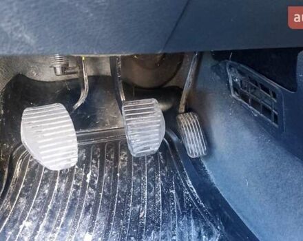 Красный Ситроен Берлинго, объемом двигателя 1.4 л и пробегом 207 тыс. км за 3550 $, фото 18 на Automoto.ua