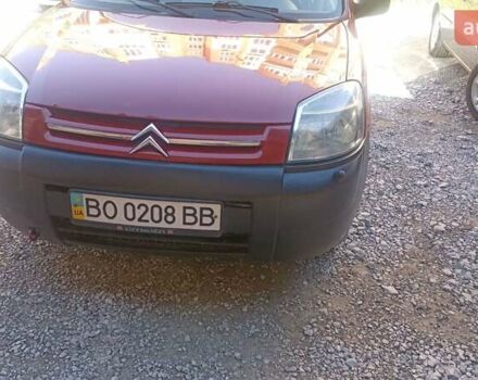 Красный Ситроен Берлинго, объемом двигателя 1.4 л и пробегом 207 тыс. км за 3550 $, фото 13 на Automoto.ua