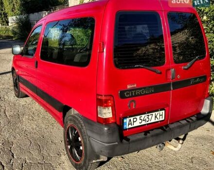 Красный Ситроен Берлинго, объемом двигателя 1.56 л и пробегом 243 тыс. км за 4800 $, фото 3 на Automoto.ua