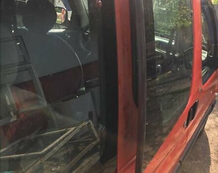 Червоний Сітроен Берлінго, об'ємом двигуна 1.56 л та пробігом 286 тис. км за 3200 $, фото 10 на Automoto.ua