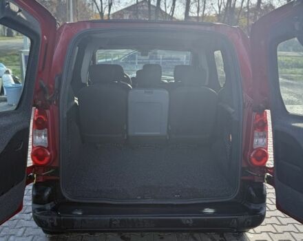 Сітроен Берлінго 2008 у Умани на Automoto.ua Червоний Сітроен Берлінго, об'ємом двигуна 1.6 л та пробігом 250 тис. км за 4700 $, фото 11 на Automoto.ua