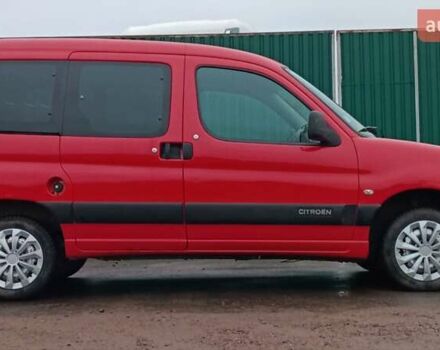 Красный Ситроен Берлинго, объемом двигателя 1.6 л и пробегом 204 тыс. км за 3850 $, фото 21 на Automoto.ua