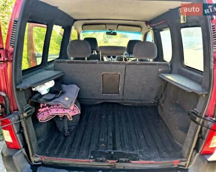 Красный Ситроен Берлинго, объемом двигателя 1.56 л и пробегом 243 тыс. км за 4800 $, фото 16 на Automoto.ua