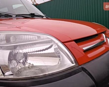 Красный Ситроен Берлинго, объемом двигателя 1.6 л и пробегом 204 тыс. км за 3850 $, фото 38 на Automoto.ua