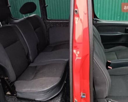 Красный Ситроен Берлинго, объемом двигателя 1.6 л и пробегом 204 тыс. км за 3850 $, фото 61 на Automoto.ua