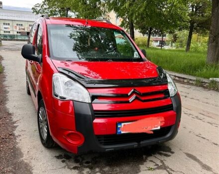 Красный Ситроен Берлинго, объемом двигателя 1.6 л и пробегом 252 тыс. км за 6500 $, фото 1 на Automoto.ua