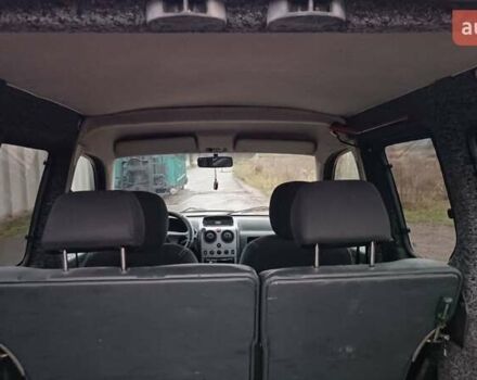 Красный Ситроен Берлинго, объемом двигателя 1.6 л и пробегом 204 тыс. км за 3850 $, фото 51 на Automoto.ua