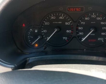 Червоний Сітроен Берлінго, об'ємом двигуна 1.56 л та пробігом 263 тис. км за 4200 $, фото 4 на Automoto.ua