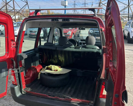 Ситроен Берлинго 2009 в Харькове на Automoto.ua Красный Ситроен Берлинго, объемом двигателя 1.4 л и пробегом 259 тыс. км за 4100 $, фото 8 на Automoto.ua