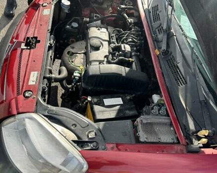 Ситроен Берлинго 2009 в Харькове на Automoto.ua Красный Ситроен Берлинго, объемом двигателя 1.4 л и пробегом 259 тыс. км за 4100 $, фото 9 на Automoto.ua