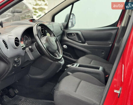 Красный Ситроен Берлинго, объемом двигателя 1.56 л и пробегом 238 тыс. км за 6700 $, фото 13 на Automoto.ua