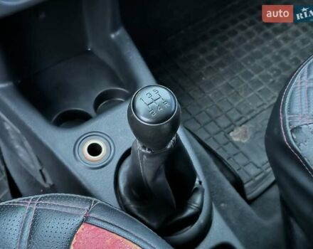 Красный Ситроен Берлинго, объемом двигателя 1.36 л и пробегом 299 тыс. км за 4990 $, фото 17 на Automoto.ua