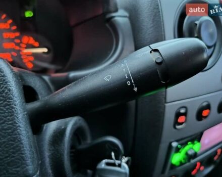 Красный Ситроен Берлинго, объемом двигателя 1.36 л и пробегом 299 тыс. км за 4990 $, фото 21 на Automoto.ua