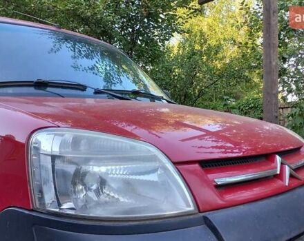 Червоний Сітроен Берлінго, об'ємом двигуна 1.36 л та пробігом 177 тис. км за 3900 $, фото 6 на Automoto.ua