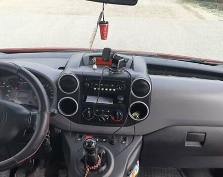 Ситроен Берлинго 2010 в Тернополе на Automoto.ua Красный Ситроен Берлинго, объемом двигателя 1.6 л и пробегом 217 тыс. км за 5500 $, фото 13 на Automoto.ua