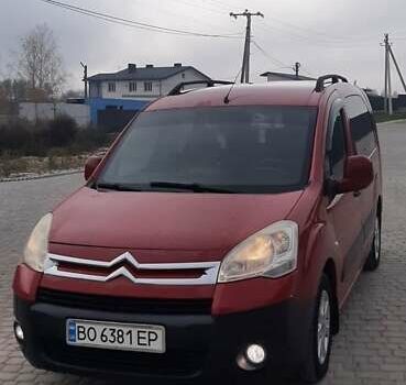 Ситроен Берлинго 2010 в Тернополе на Automoto.ua Красный Ситроен Берлинго, объемом двигателя 1.6 л и пробегом 217 тыс. км за 5500 $, фото 1 на Automoto.ua