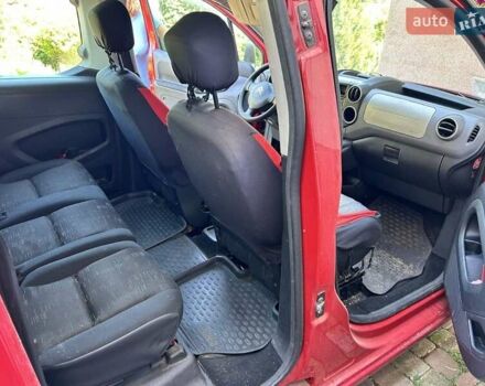 Красный Ситроен Берлинго, объемом двигателя 1.59 л и пробегом 169 тыс. км за 7000 $, фото 6 на Automoto.ua