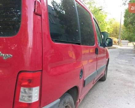 Червоний Сітроен Берлінго, об'ємом двигуна 1.36 л та пробігом 177 тис. км за 3900 $, фото 4 на Automoto.ua