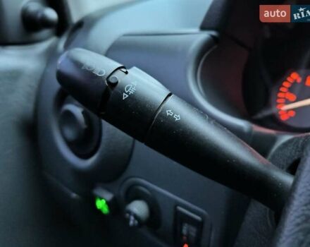 Красный Ситроен Берлинго, объемом двигателя 1.36 л и пробегом 299 тыс. км за 4990 $, фото 19 на Automoto.ua