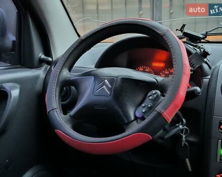 Красный Ситроен Берлинго, объемом двигателя 1.36 л и пробегом 299 тыс. км за 4990 $, фото 12 на Automoto.ua