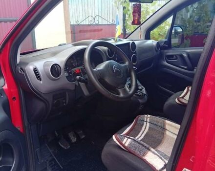 Червоний Сітроен Берлінго, об'ємом двигуна 1.6 л та пробігом 242 тис. км за 6400 $, фото 7 на Automoto.ua