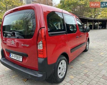 Красный Ситроен Берлинго, объемом двигателя 1.56 л и пробегом 250 тыс. км за 7500 $, фото 6 на Automoto.ua