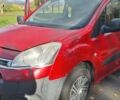 Красный Ситроен Берлинго, объемом двигателя 1.6 л и пробегом 248 тыс. км за 7200 $, фото 2 на Automoto.ua