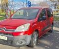 Красный Ситроен Берлинго, объемом двигателя 1.6 л и пробегом 248 тыс. км за 7200 $, фото 1 на Automoto.ua