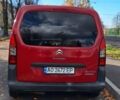 Красный Ситроен Берлинго, объемом двигателя 1.6 л и пробегом 248 тыс. км за 7200 $, фото 4 на Automoto.ua