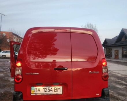 Красный Ситроен Берлинго, объемом двигателя 1 л и пробегом 140 тыс. км за 6000 $, фото 5 на Automoto.ua