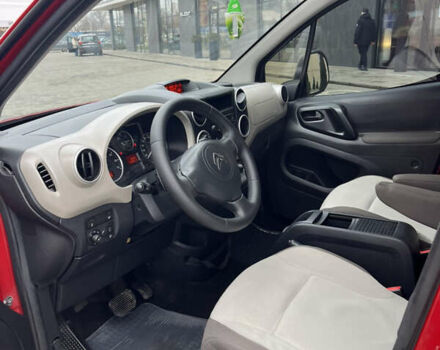 Красный Ситроен Берлинго, объемом двигателя 1.6 л и пробегом 197 тыс. км за 8900 $, фото 7 на Automoto.ua