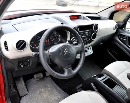 Червоний Сітроен Берлінго, об'ємом двигуна 1.6 л та пробігом 197 тис. км за 8400 $, фото 16 на Automoto.ua