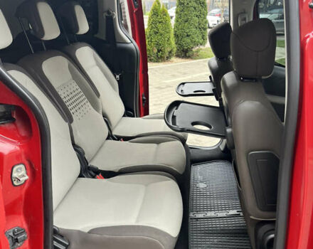 Красный Ситроен Берлинго, объемом двигателя 1.6 л и пробегом 197 тыс. км за 8900 $, фото 4 на Automoto.ua