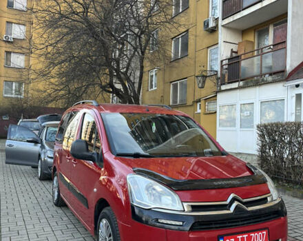 Красный Ситроен Берлинго, объемом двигателя 1.6 л и пробегом 197 тыс. км за 8900 $, фото 1 на Automoto.ua