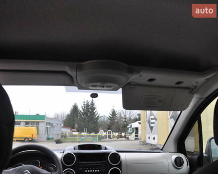 Червоний Сітроен Берлінго, об'ємом двигуна 1.6 л та пробігом 197 тис. км за 8400 $, фото 19 на Automoto.ua