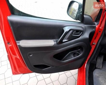 Червоний Сітроен Берлінго, об'ємом двигуна 1.6 л та пробігом 197 тис. км за 8400 $, фото 15 на Automoto.ua