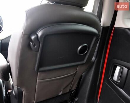 Червоний Сітроен Берлінго, об'ємом двигуна 1.6 л та пробігом 197 тис. км за 8400 $, фото 20 на Automoto.ua