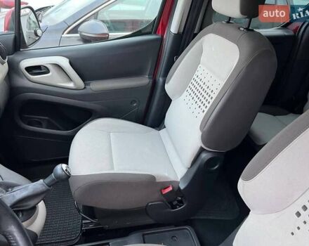 Красный Ситроен Берлинго, объемом двигателя 1.6 л и пробегом 227 тыс. км за 7999 $, фото 24 на Automoto.ua