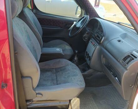 Красный Ситроен Берлинго, объемом двигателя 0 л и пробегом 370 тыс. км за 1600 $, фото 5 на Automoto.ua