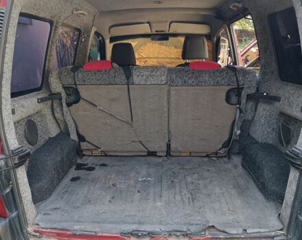 Ситроен Берлинго 2003 в Кременце на Automoto.ua Красный Ситроен Берлинго, объемом двигателя 1.9 л и пробегом 300 тыс. км за 1000 $, фото 5 на Automoto.ua