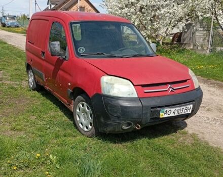 Красный Ситроен Берлинго, объемом двигателя 2 л и пробегом 320 тыс. км за 1000 $, фото 2 на Automoto.ua