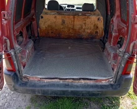 Красный Ситроен Берлинго, объемом двигателя 2 л и пробегом 320 тыс. км за 1000 $, фото 4 на Automoto.ua