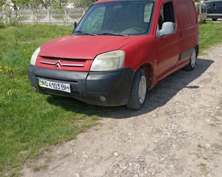 Красный Ситроен Берлинго, объемом двигателя 2 л и пробегом 320 тыс. км за 1000 $, фото 6 на Automoto.ua