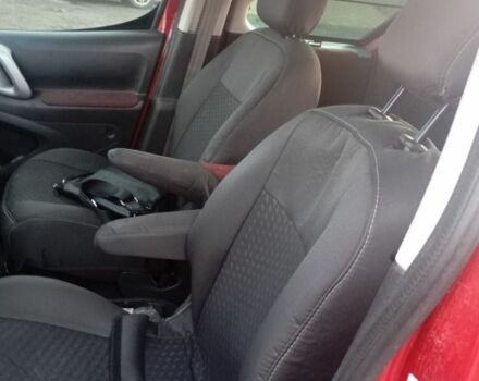 Красный Ситроен Берлинго, объемом двигателя 1.6 л и пробегом 1 тыс. км за 3000 $, фото 6 на Automoto.ua