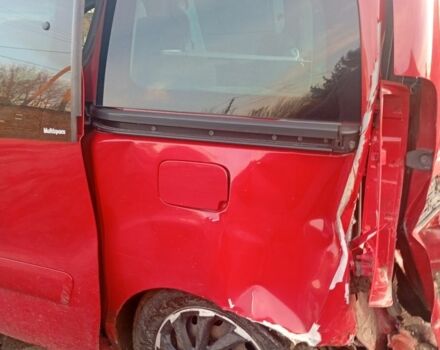 Красный Ситроен Берлинго, объемом двигателя 1.6 л и пробегом 1 тыс. км за 3000 $, фото 5 на Automoto.ua