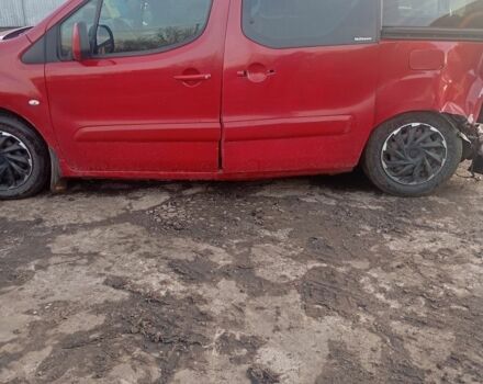 Красный Ситроен Берлинго, объемом двигателя 1.6 л и пробегом 1 тыс. км за 3000 $, фото 2 на Automoto.ua