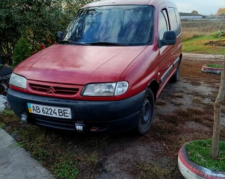 Красный Ситроен Берлинго, объемом двигателя 1.8 л и пробегом 123 тыс. км за 2100 $, фото 1 на Automoto.ua