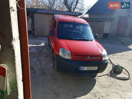 Красный Ситроен Берлинго, объемом двигателя 1.91 л и пробегом 330 тыс. км за 3200 $, фото 1 на Automoto.ua