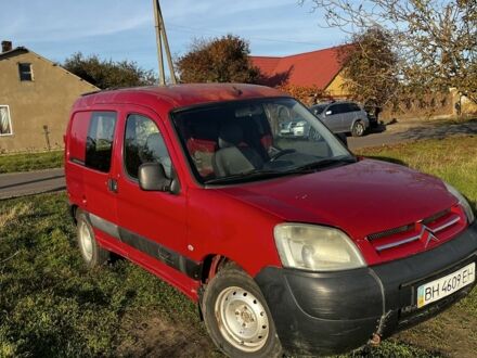 Красный Ситроен Берлинго, объемом двигателя 2 л и пробегом 200 тыс. км за 1500 $, фото 1 на Automoto.ua